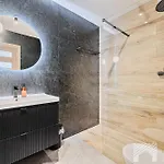 Apartment Slovianka Sky View By Lookap - Basen, Sauna Oraz Darmowy Parking!! Lodz