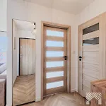 Apartment Slovianka Sky View By Lookap - Basen, Sauna Oraz Darmowy Parking!! Lodz